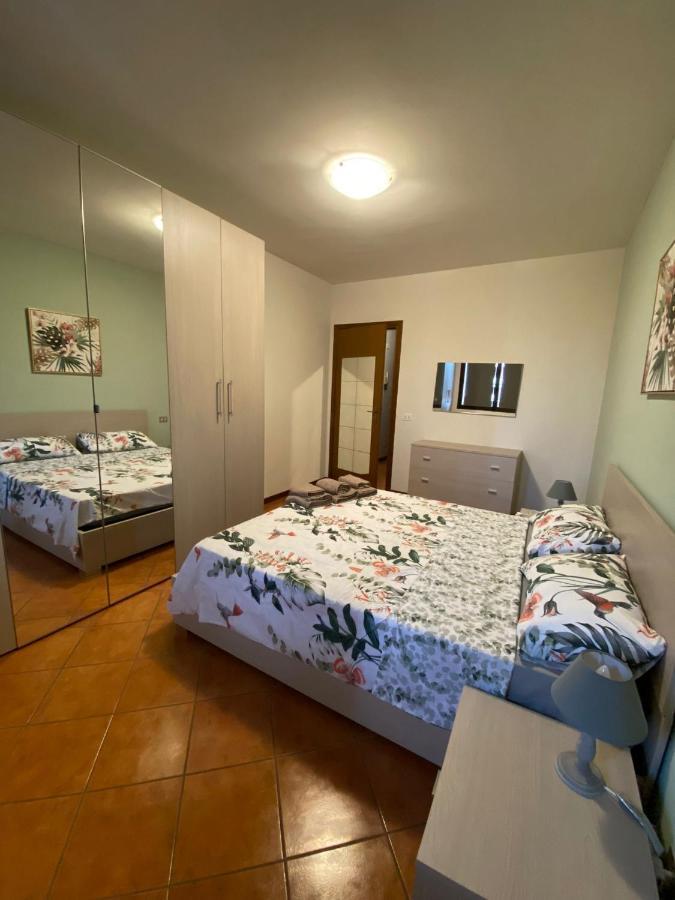 Home Gardaview Desenzano Desenzano del Garda Eksteriør bilde